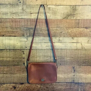 Vintage Hunter Club Genuine Leather Purse